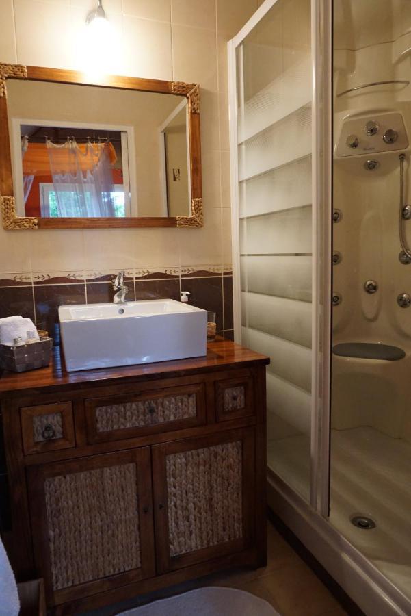 Pléguien Les Centauris Bed & Breakfast エクステリア 写真